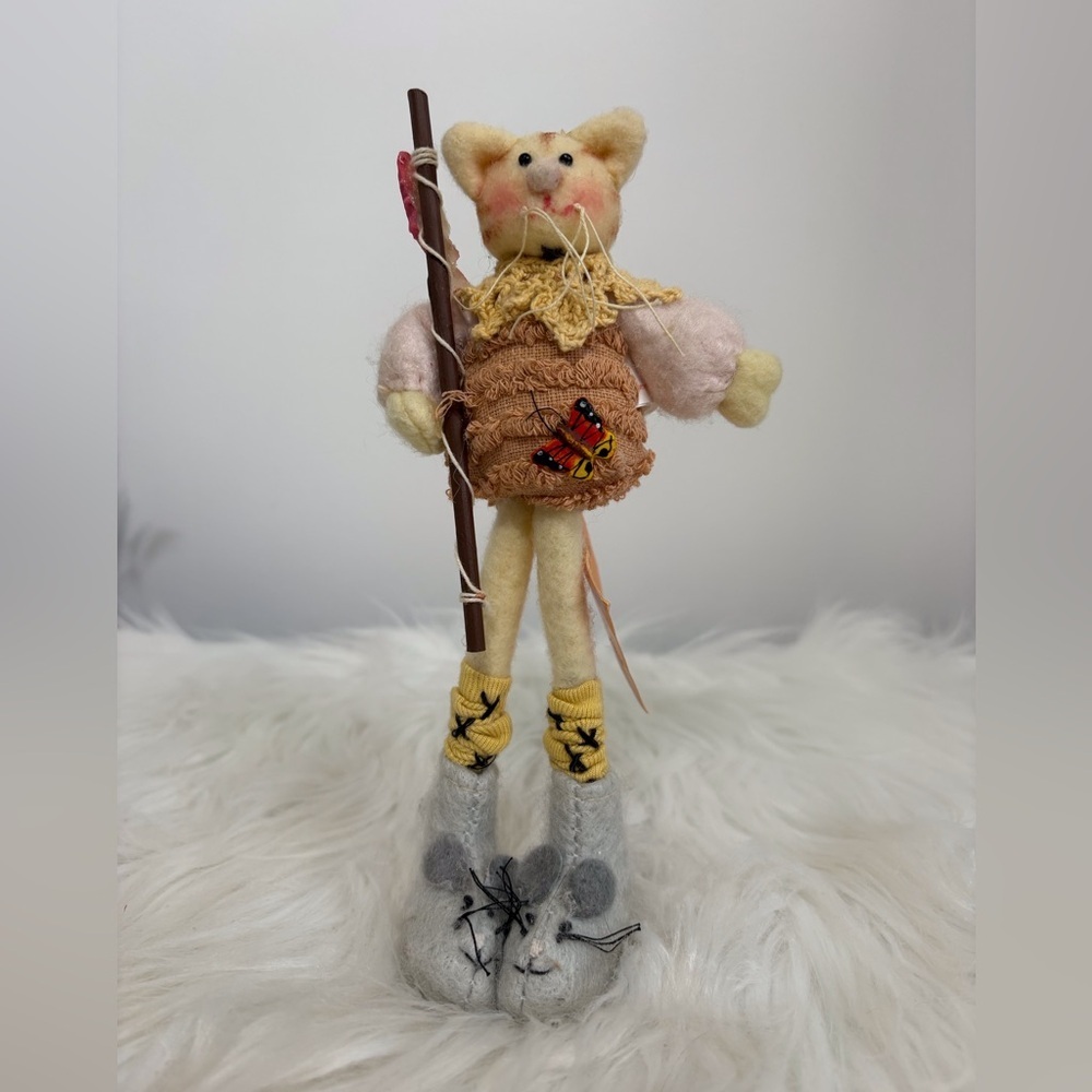 Charming Beige and Gray Cat Figurine
